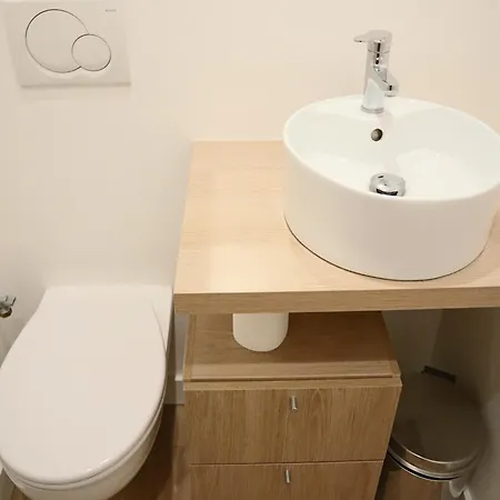 W Access, Cleaning Included * 니우포르트