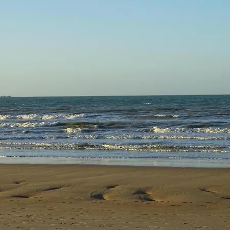 In With Sea View, Cleaning Included *